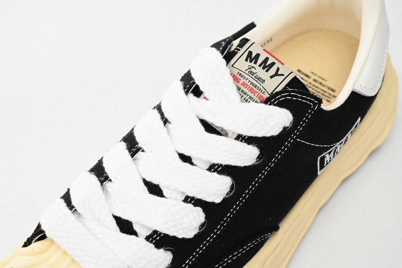 MMY Sneaker  0037