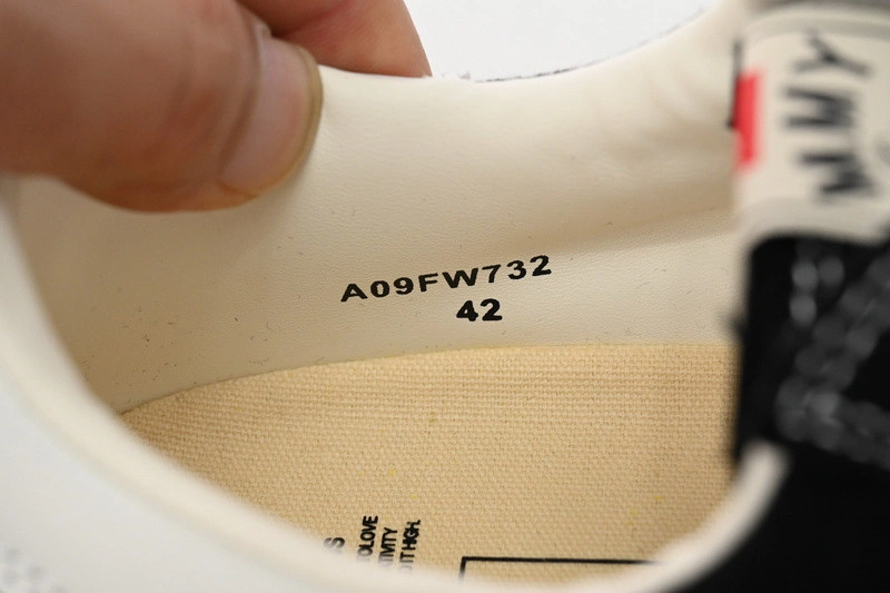 MMY Sneaker  0037