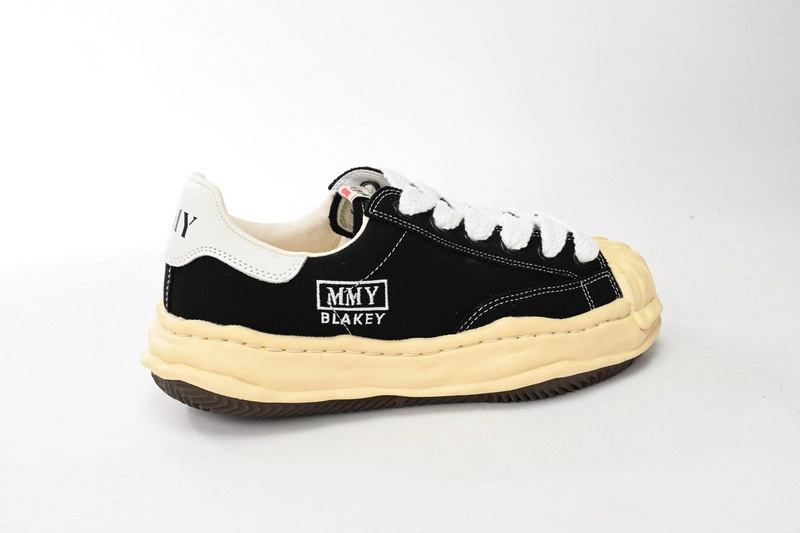MMY Sneaker  0037