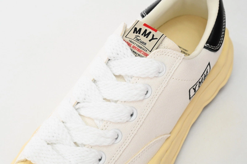 MMY Sneaker  0038