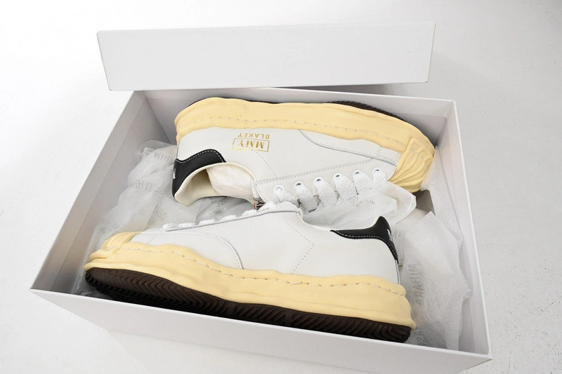 MMY Sneaker  0039
