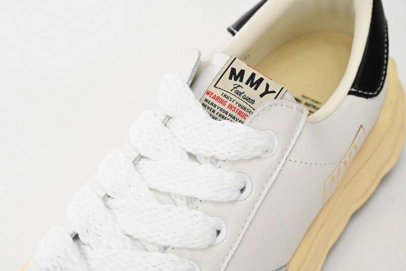 MMY Sneaker  0039