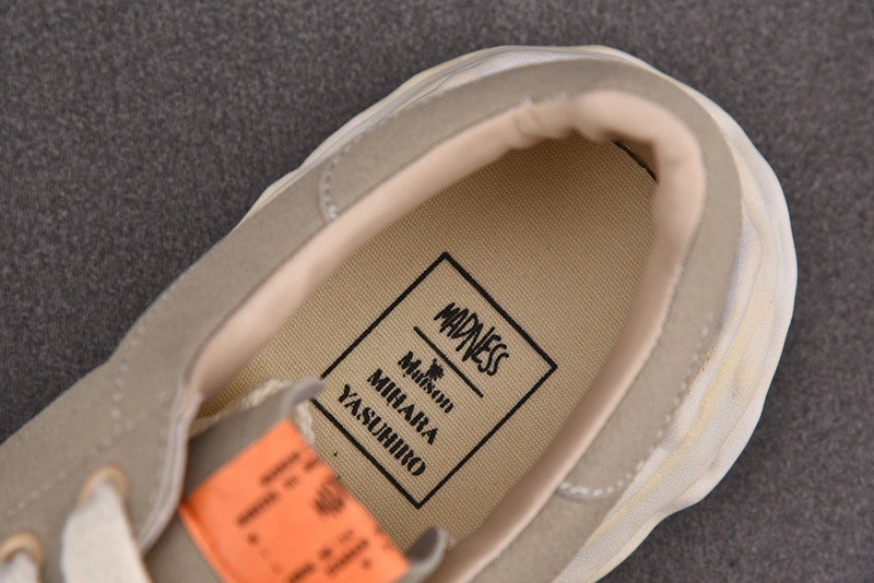 MMY Sneaker  003