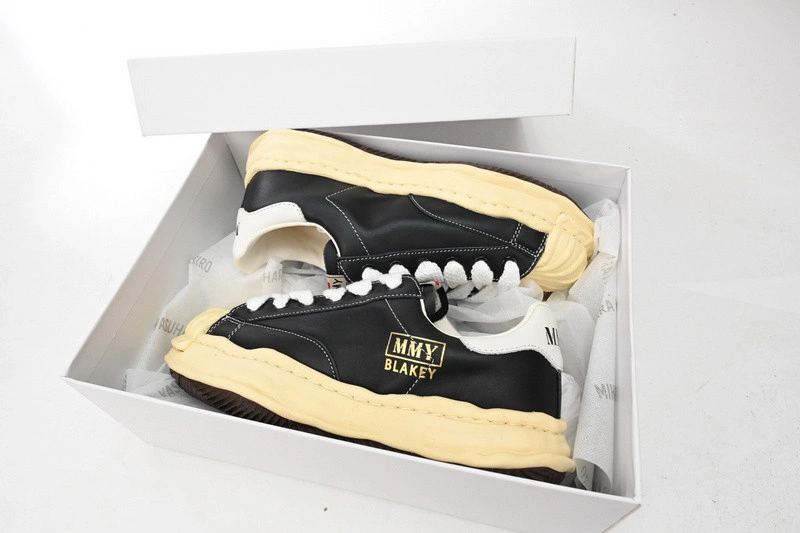 MMY Sneaker  0040