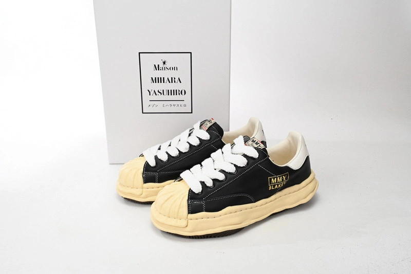 MMY Sneaker  0040