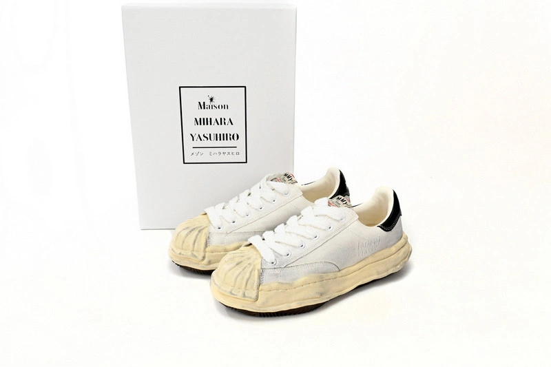 MMY Sneaker  0042