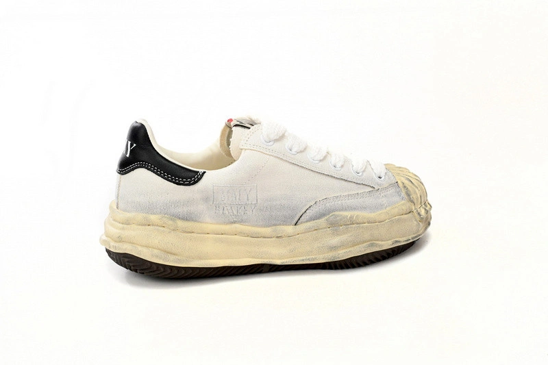 MMY Sneaker  0042