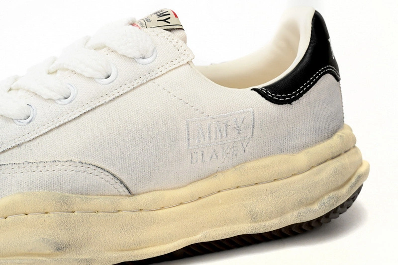 MMY Sneaker  0042