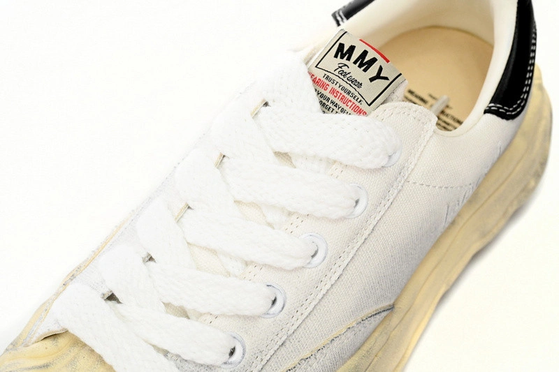 MMY Sneaker  0042