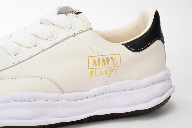 MMY Sneaker  0047