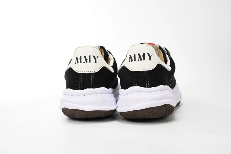 MMY Sneaker  0048