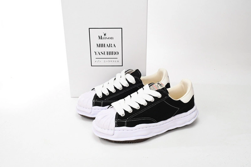 MMY Sneaker  0048