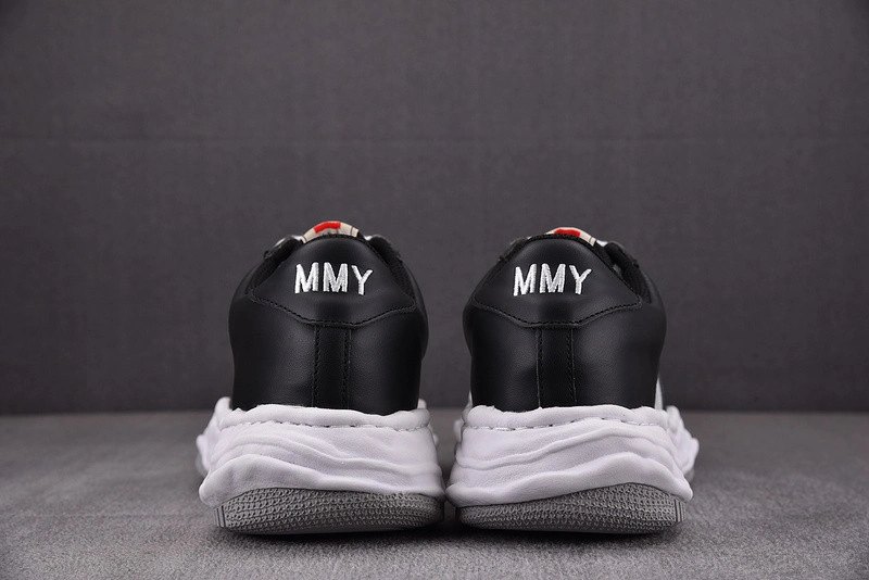 MMY Sneaker  0049