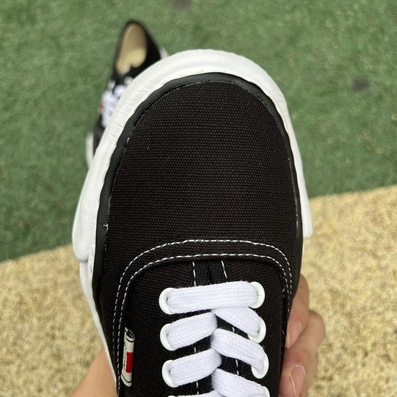 MMY Sneaker  0057