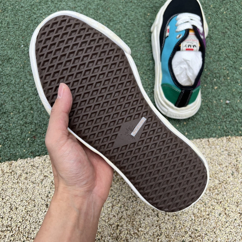 MMY Sneaker  0058