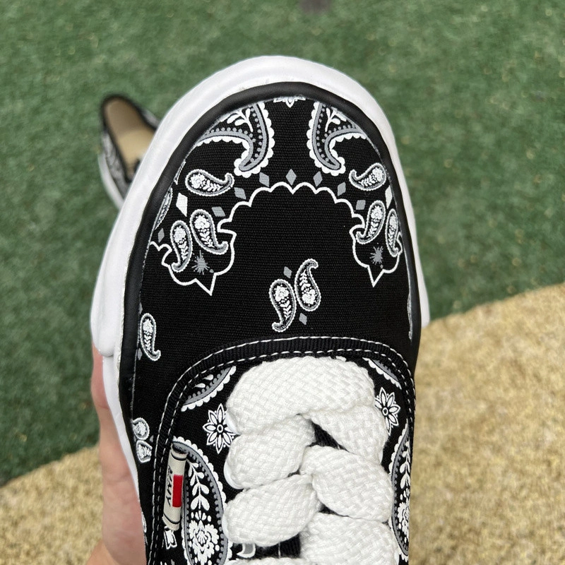 MMY Sneaker  0059