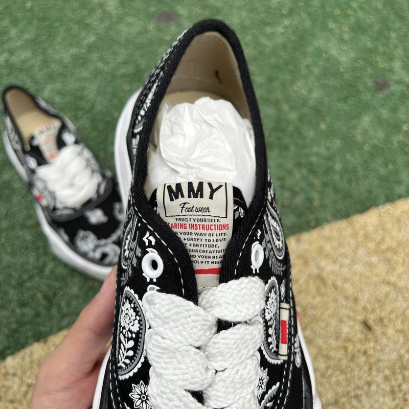 MMY Sneaker  0059