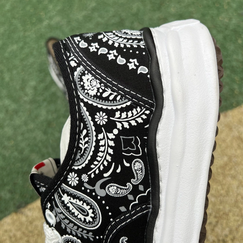 MMY Sneaker  0059