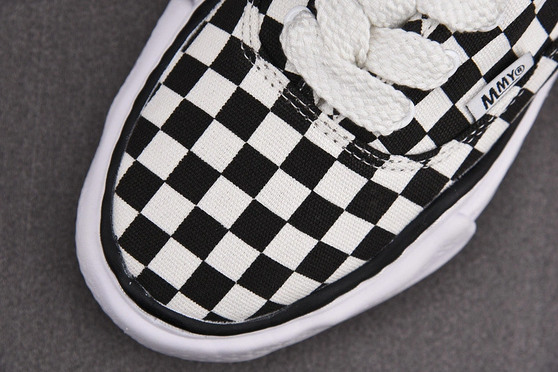 MMY Sneaker  005