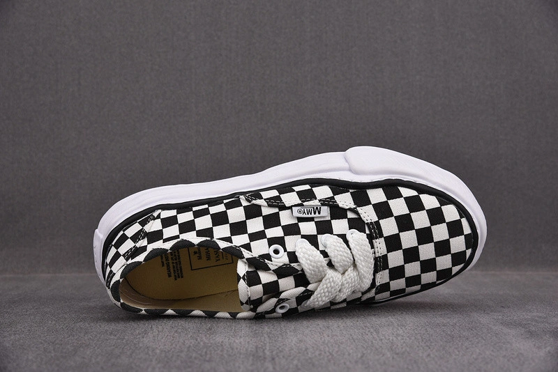 MMY Sneaker  005