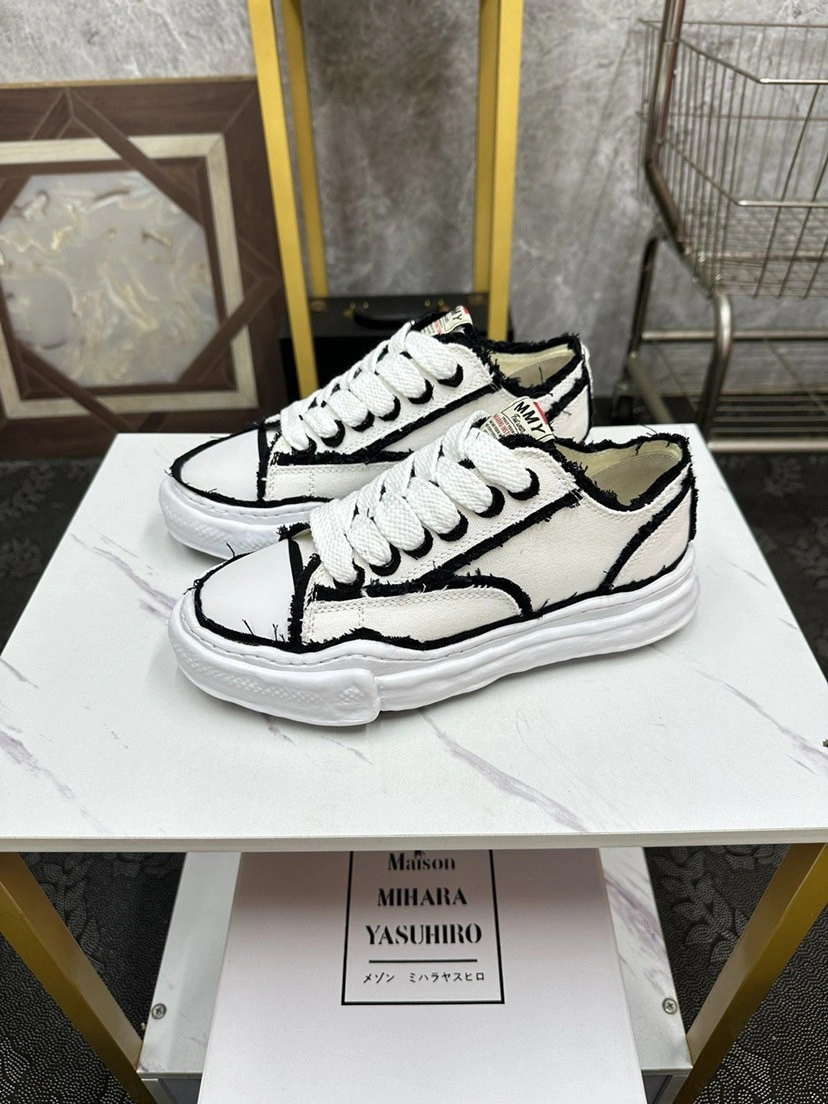 MMY Sneaker  0069