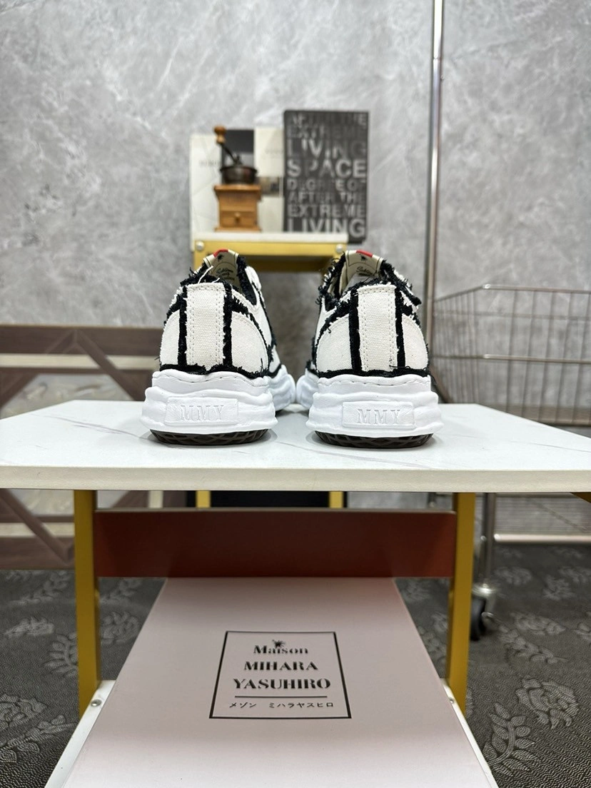 MMY Sneaker  0069