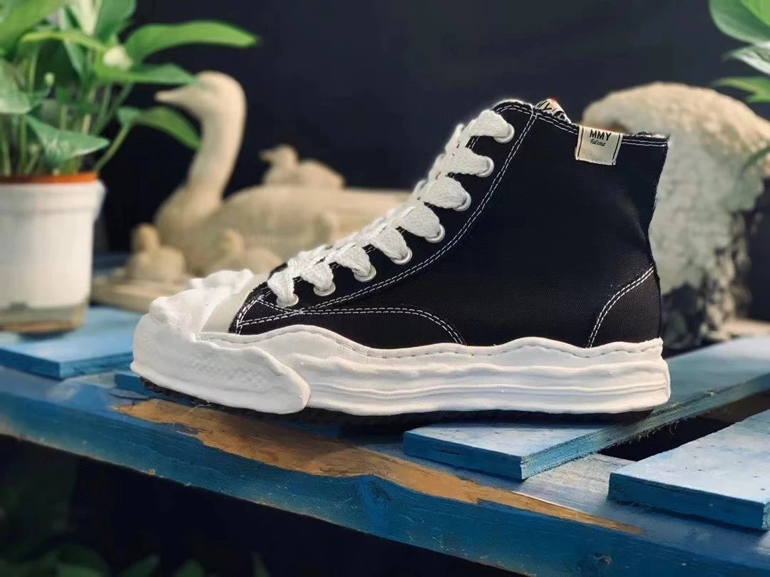 MMY Sneaker  0082