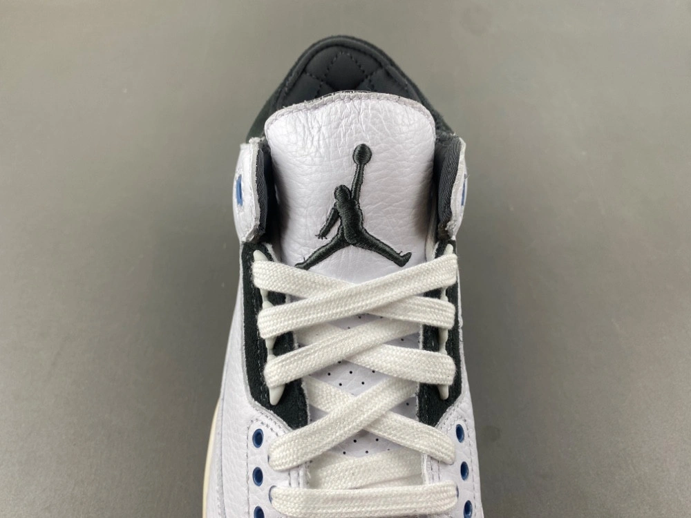 Maniére Jordan 3 Diffused Blue HV8571-100