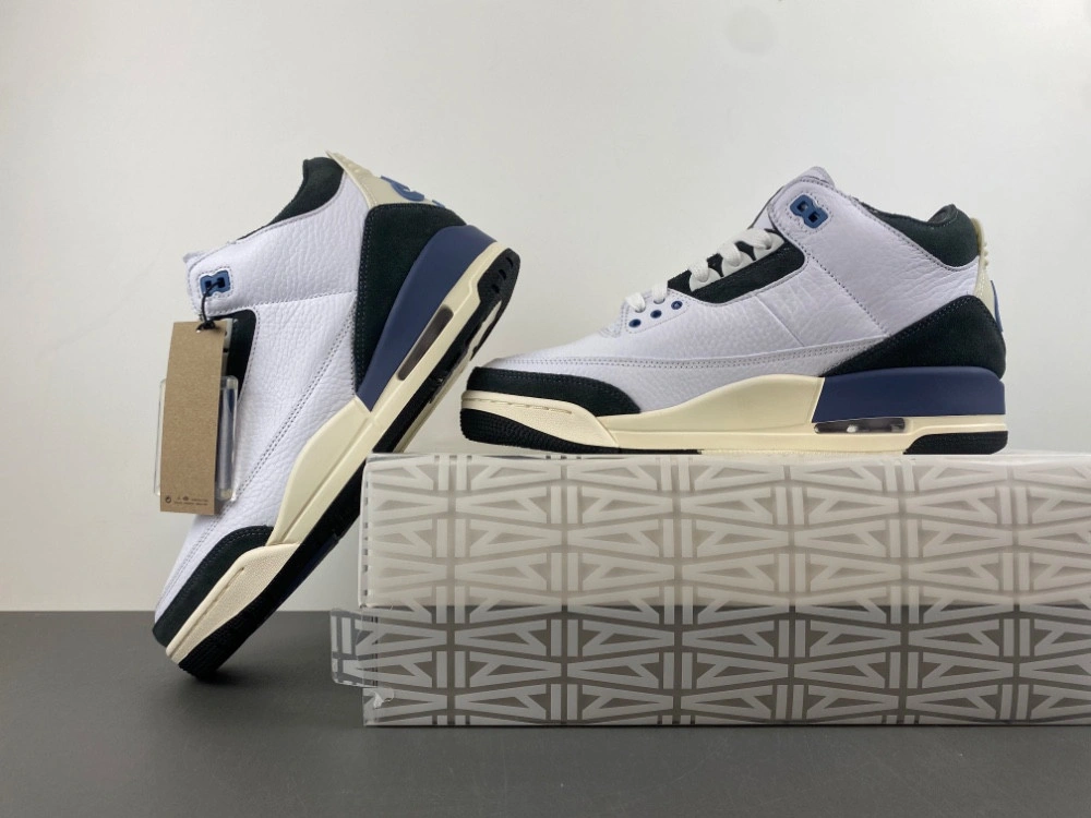 Maniére Jordan 3 Diffused Blue HV8571-100