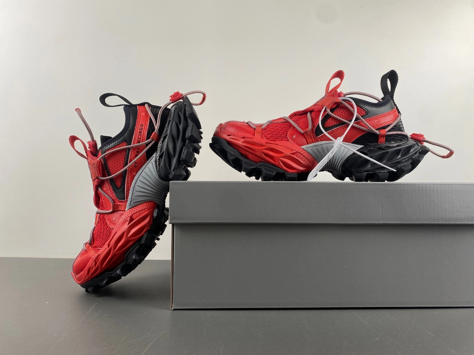 Men's Hike Sneaker in Red black