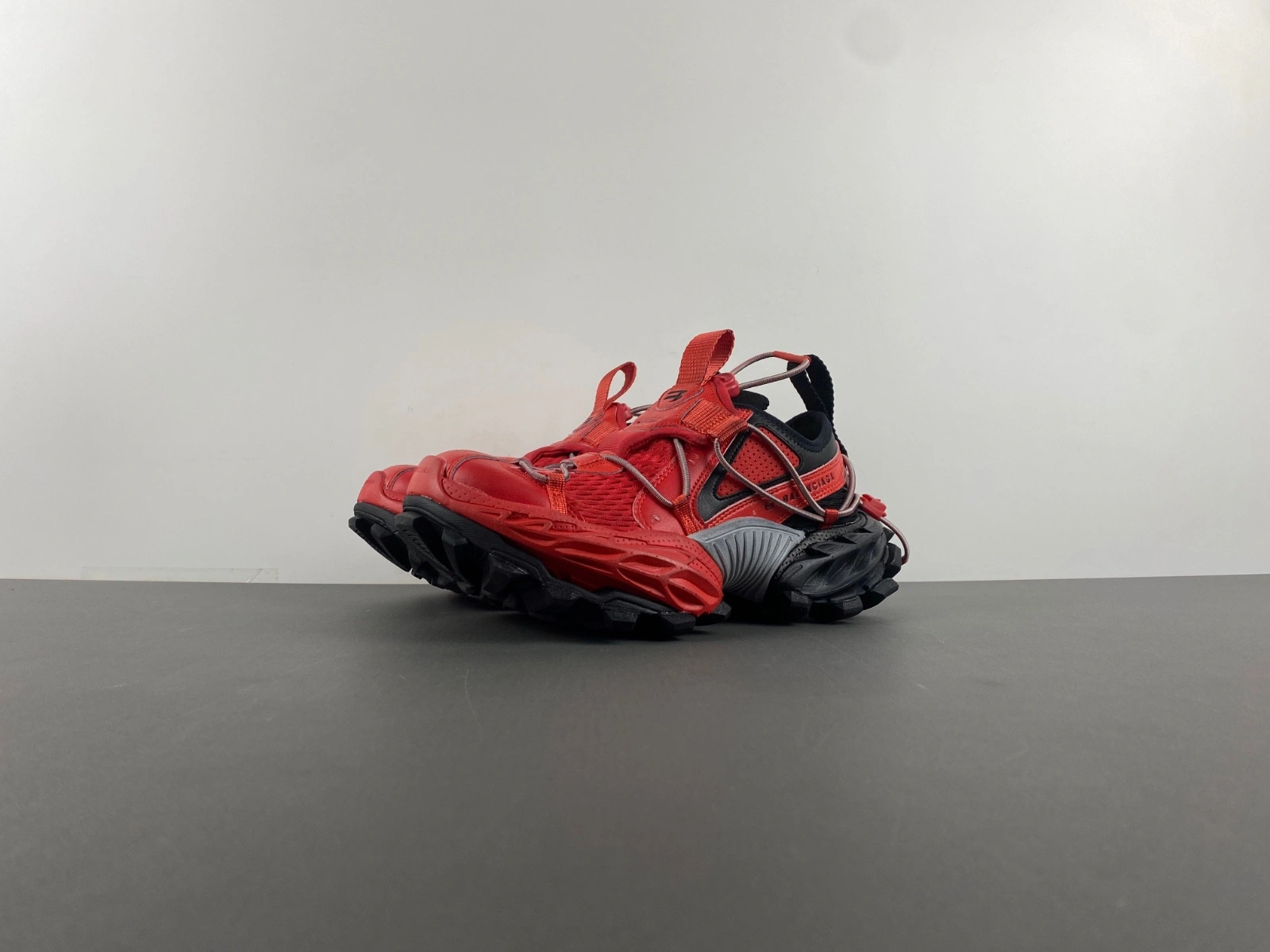 Men's Hike Sneaker in Red black