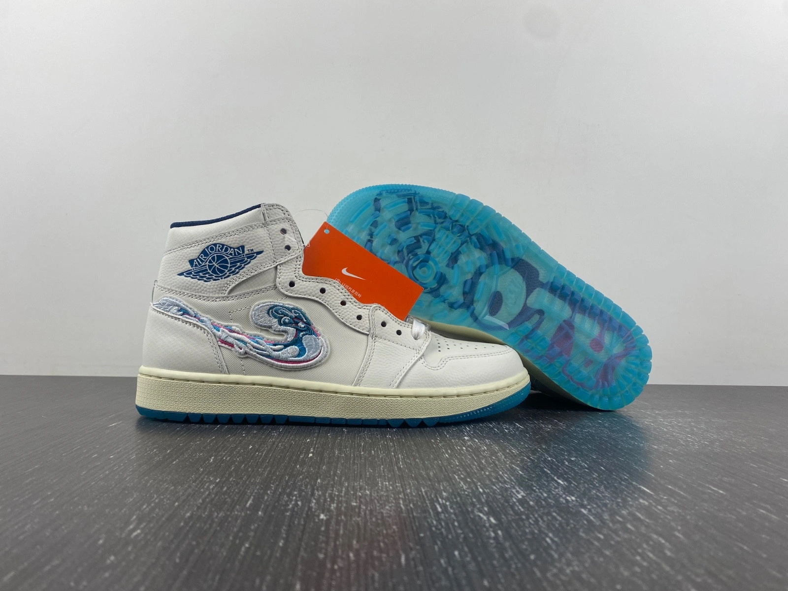 Michelle Wie West x Air Jordan 1 High Golf Pebble Beach  FV3565-100