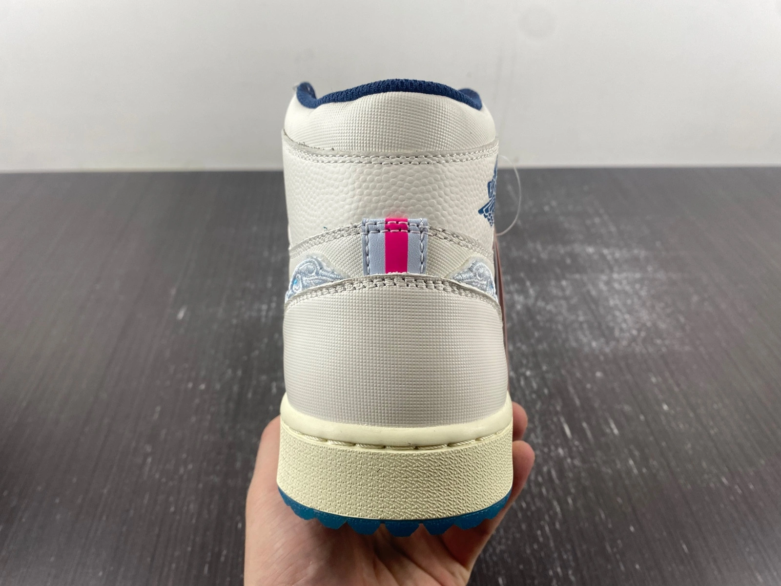 Michelle Wie West x Air Jordan 1 High Golf Pebble Beach  FV3565-100