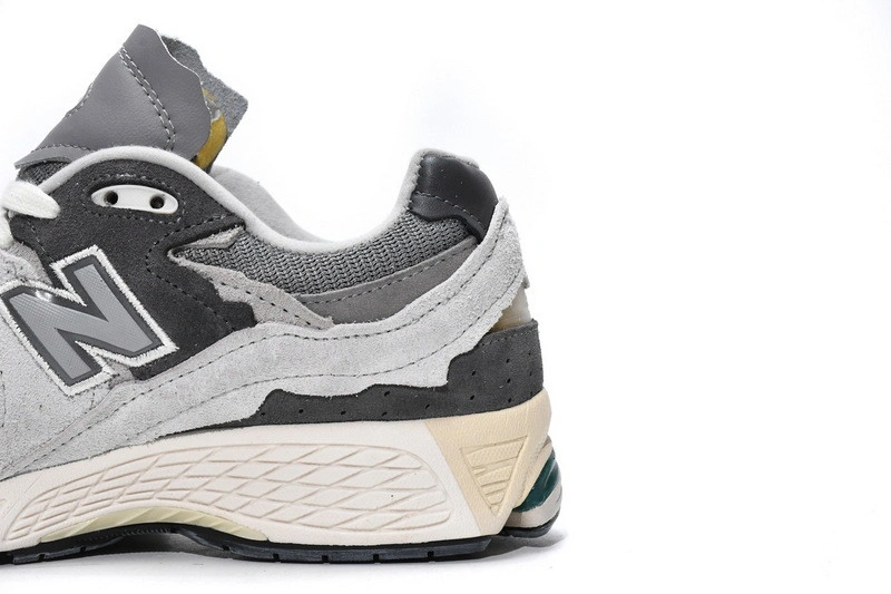 NEW BALANCE 2002R PROTECTION PACK RAIN CLOUD M2002RDA