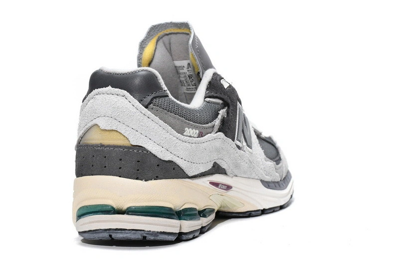 NEW BALANCE 2002R PROTECTION PACK RAIN CLOUD M2002RDA