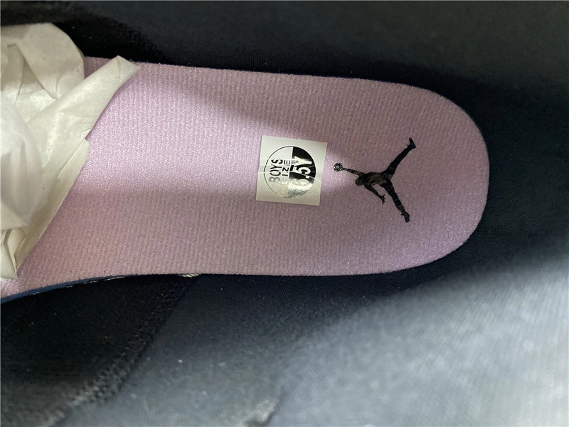 NIKE AIR JORDAN1 Mid GS AJ1   555112-103