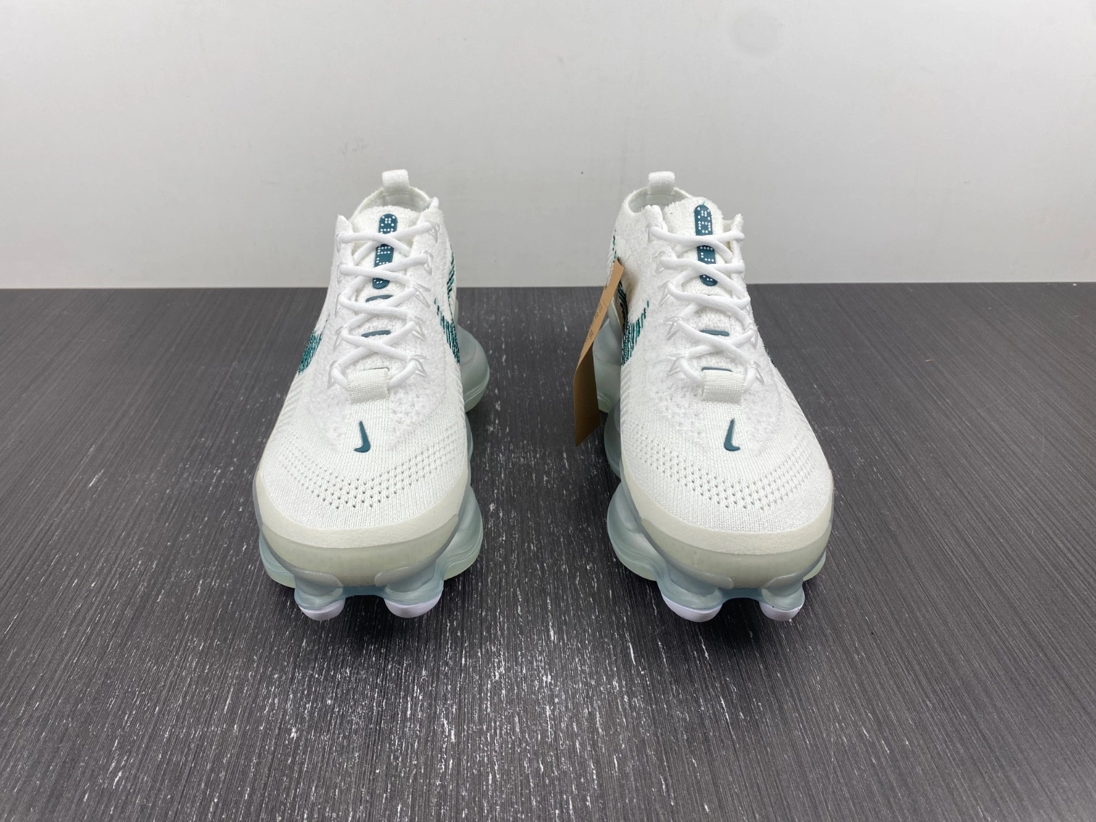NIKE Air Max Scorpion Flyknit DJ4701 100