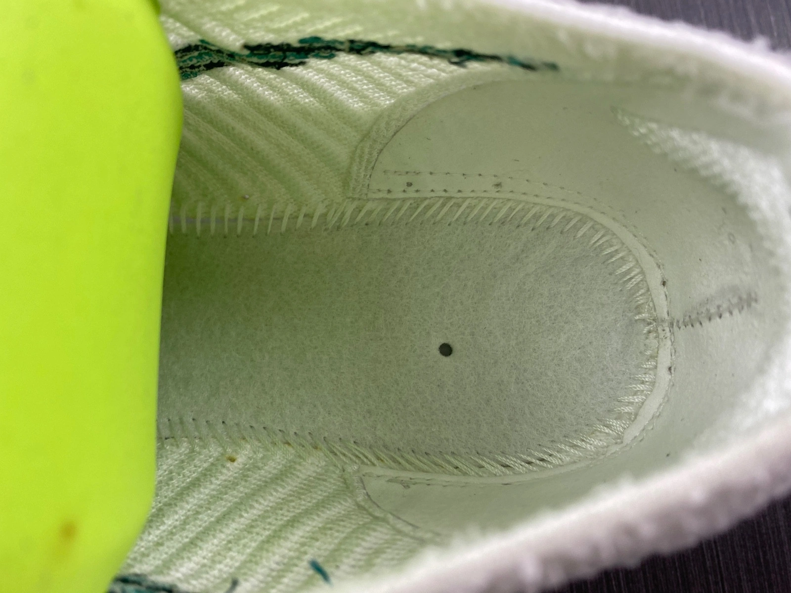 NIKE Air Max Scorpion Flyknit DJ4701 100
