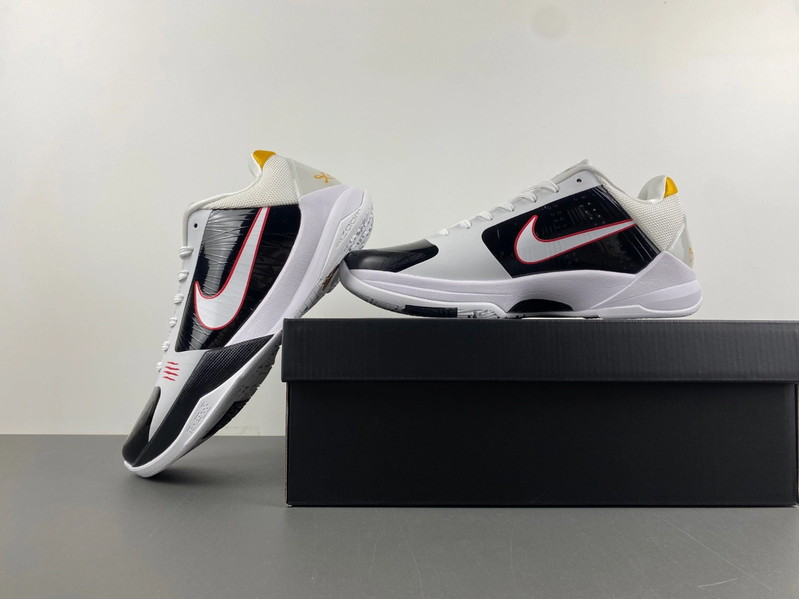 NIKE KOBE 5 PROTRO ALTERNATE BRUCE LEE CD4991-101