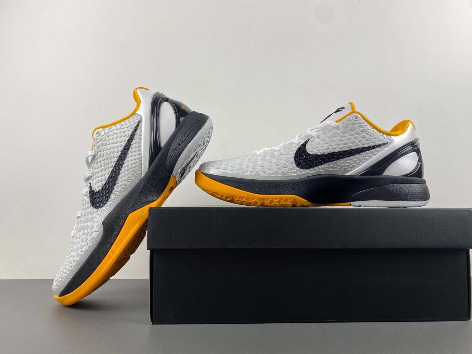 NIKE KOBE 6 PROTRO PLAYOFF PACK WHITE DEL SOL CW2190-100