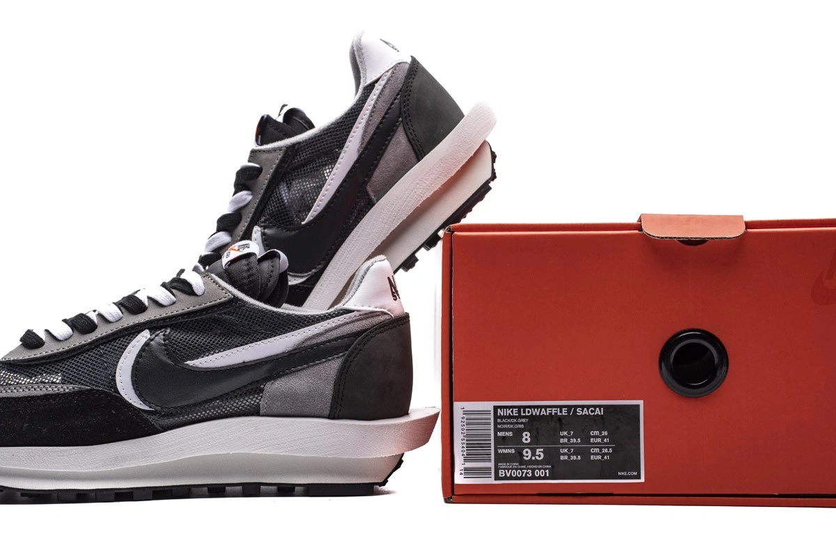 NIKE SACAI X LD WAFFLE BLACK BV0073-001