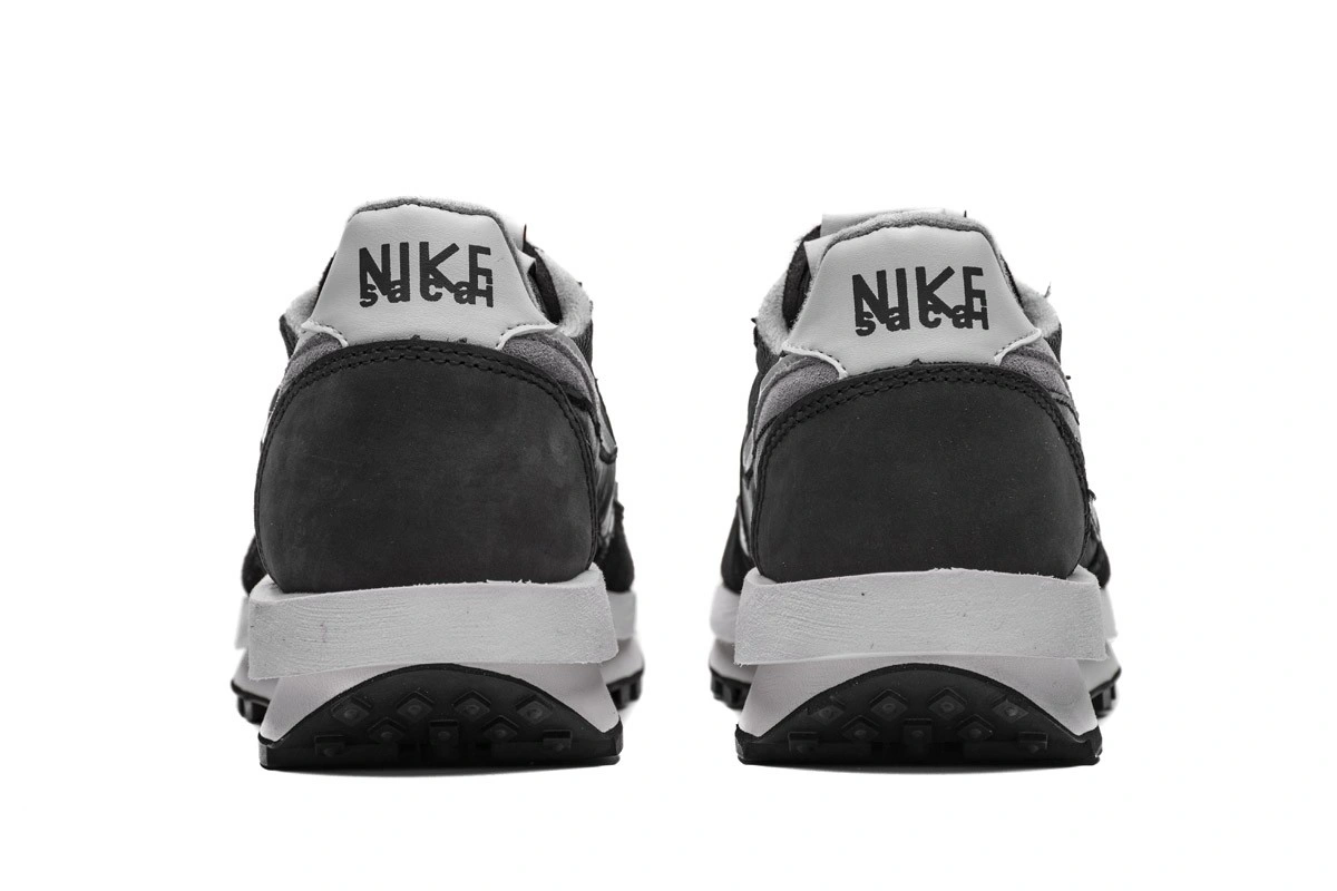 NIKE SACAI X LD WAFFLE BLACK BV0073-001