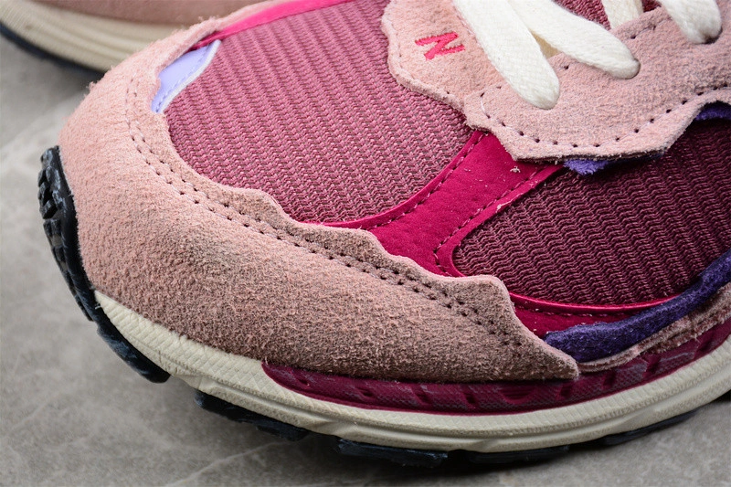 New Balance  2002R 'PROTECTION PACK - PINK M2002RDH