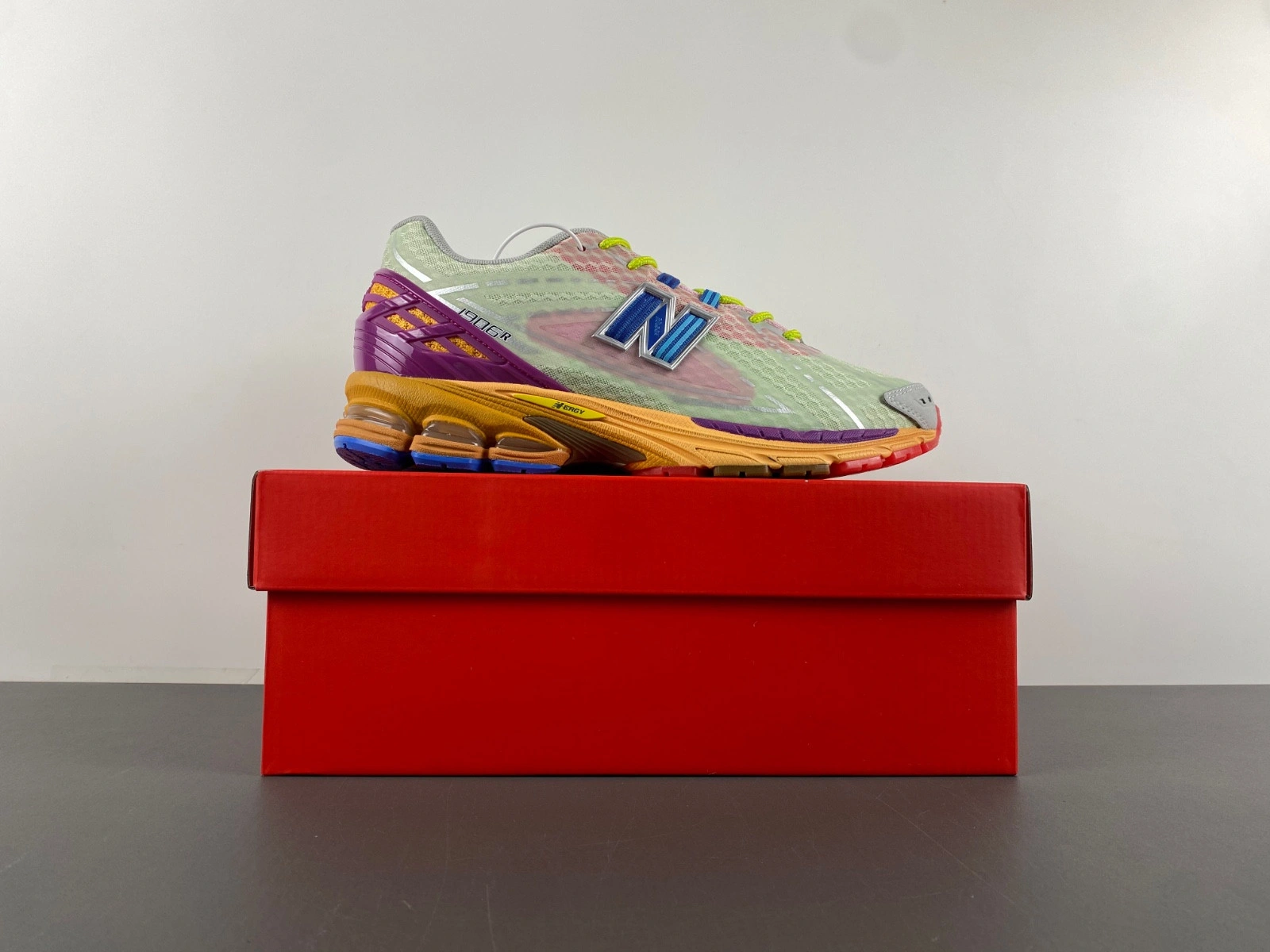 New Balance 1906R Action Bronson Rosewater M1906RKL