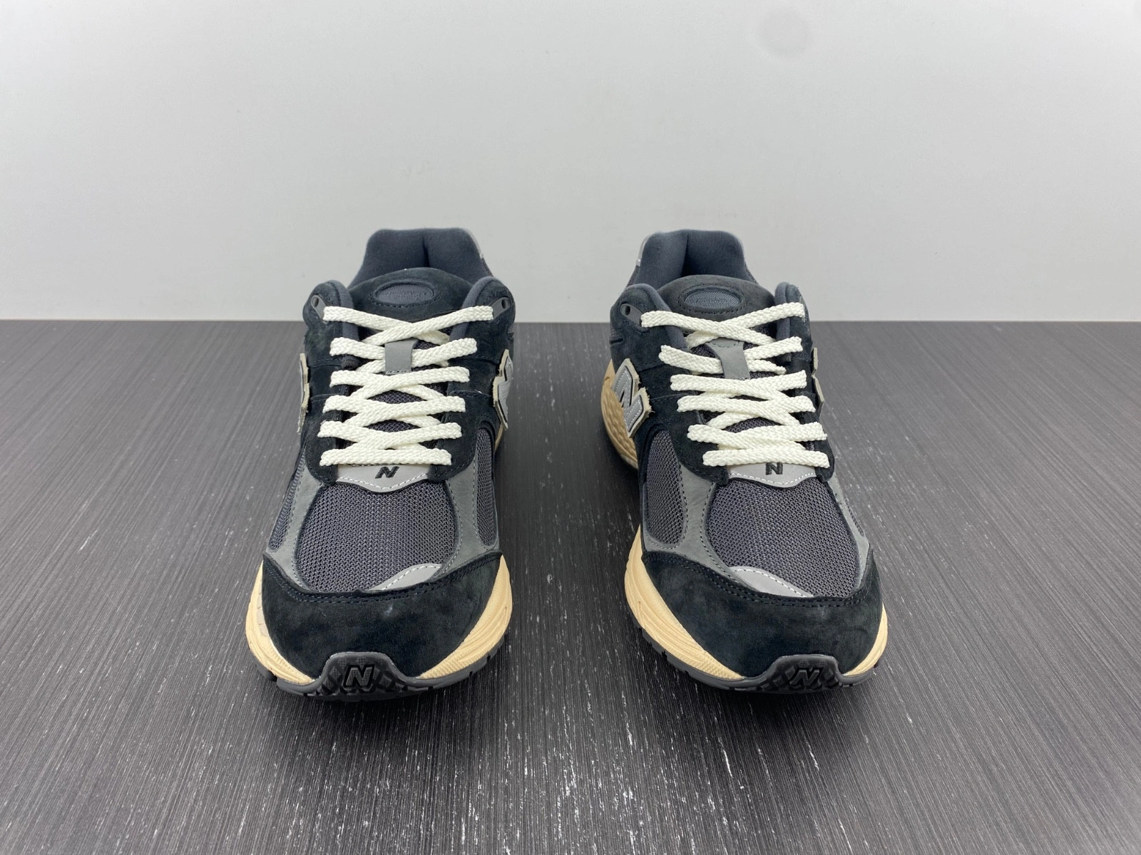 New Balance 2002R Black Dark Grey - M2002RHO