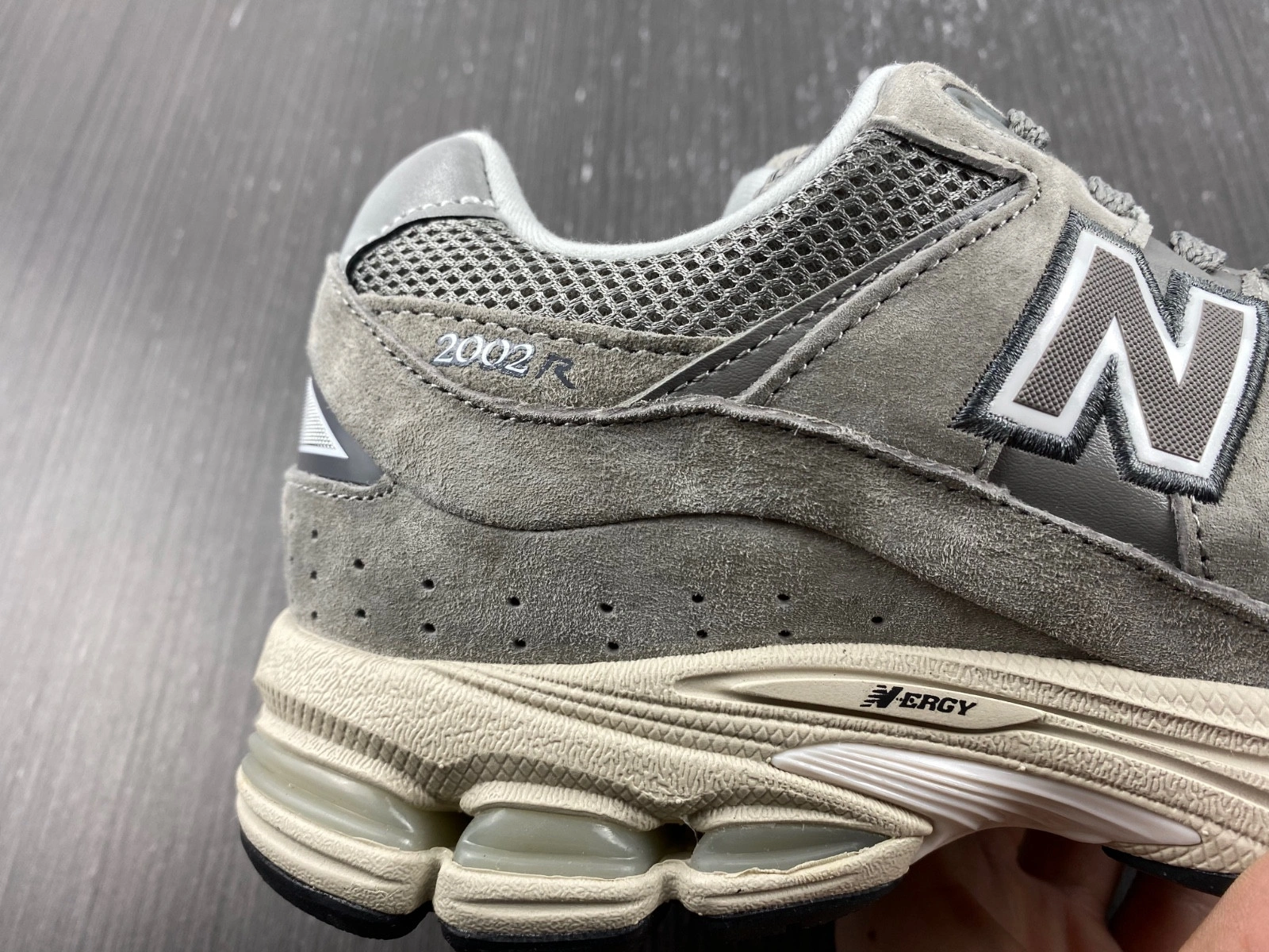 New Balance 2002R Marblehead Light Aluminum  ML2002RC