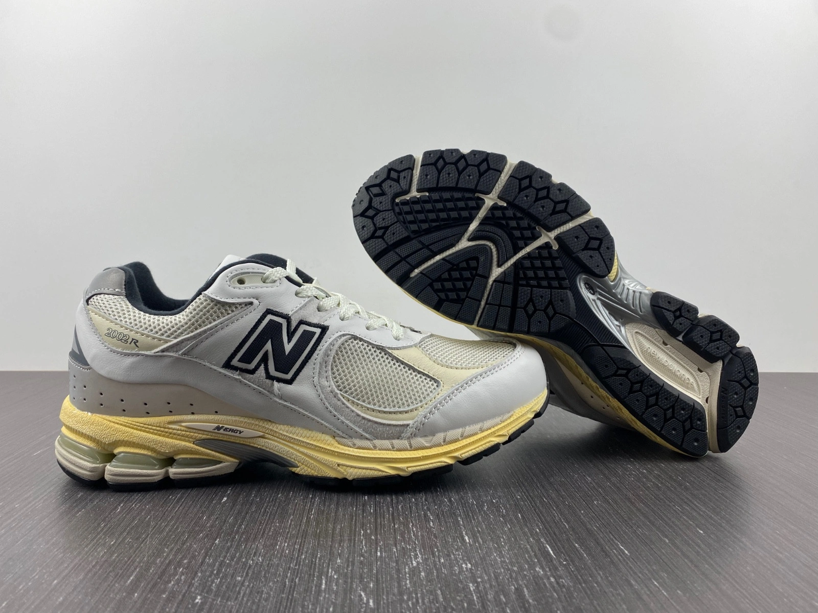 New Balance 2002R thisisneverthat White - ML2002RT