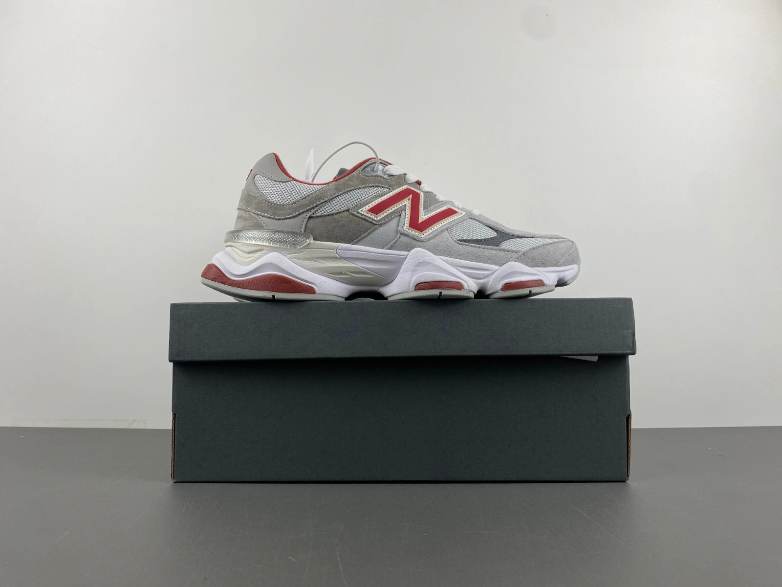 New Balance 9060 Boston College Men's - U9060EGL