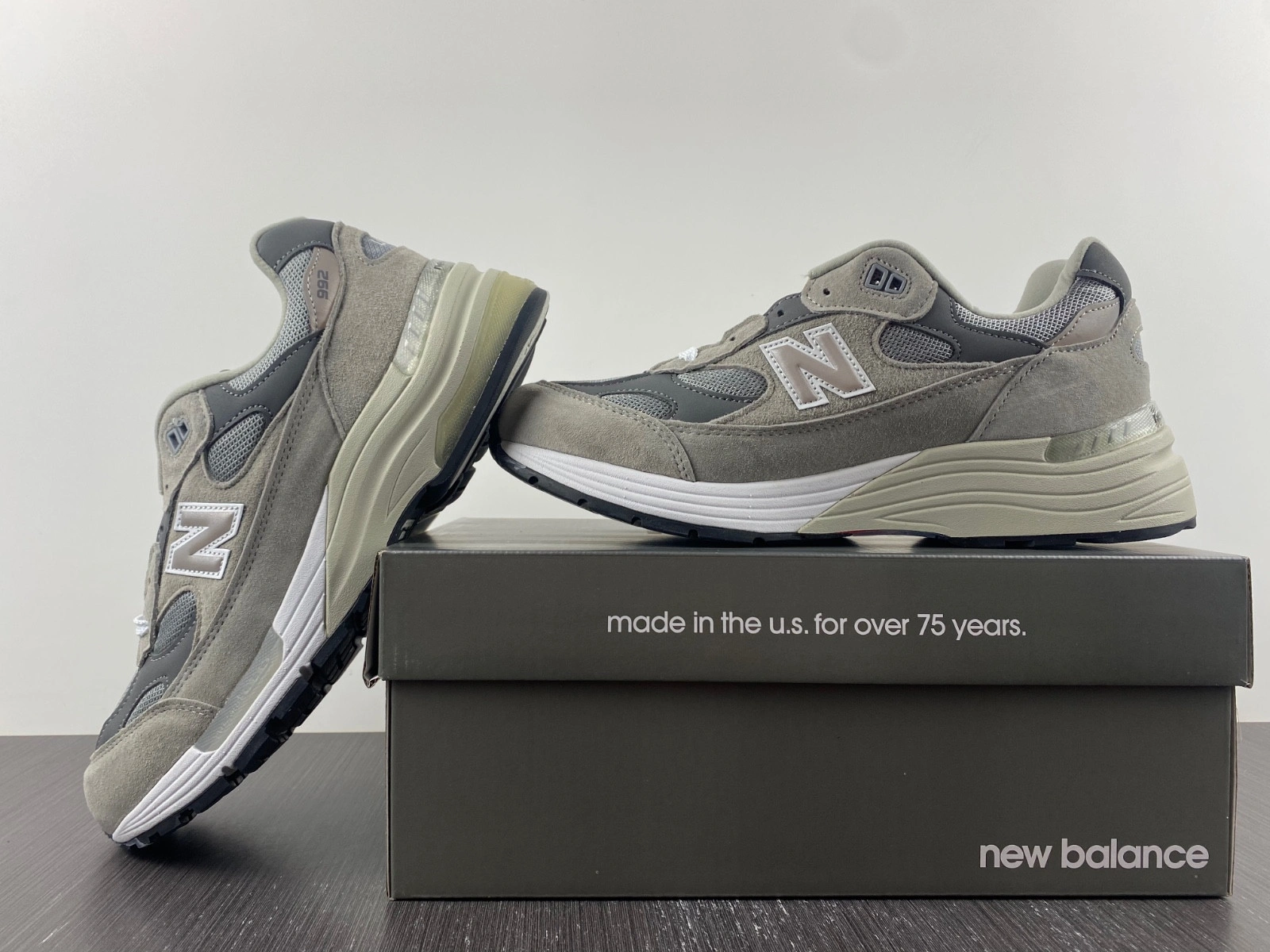 New Balance 992 Grey - M992GR