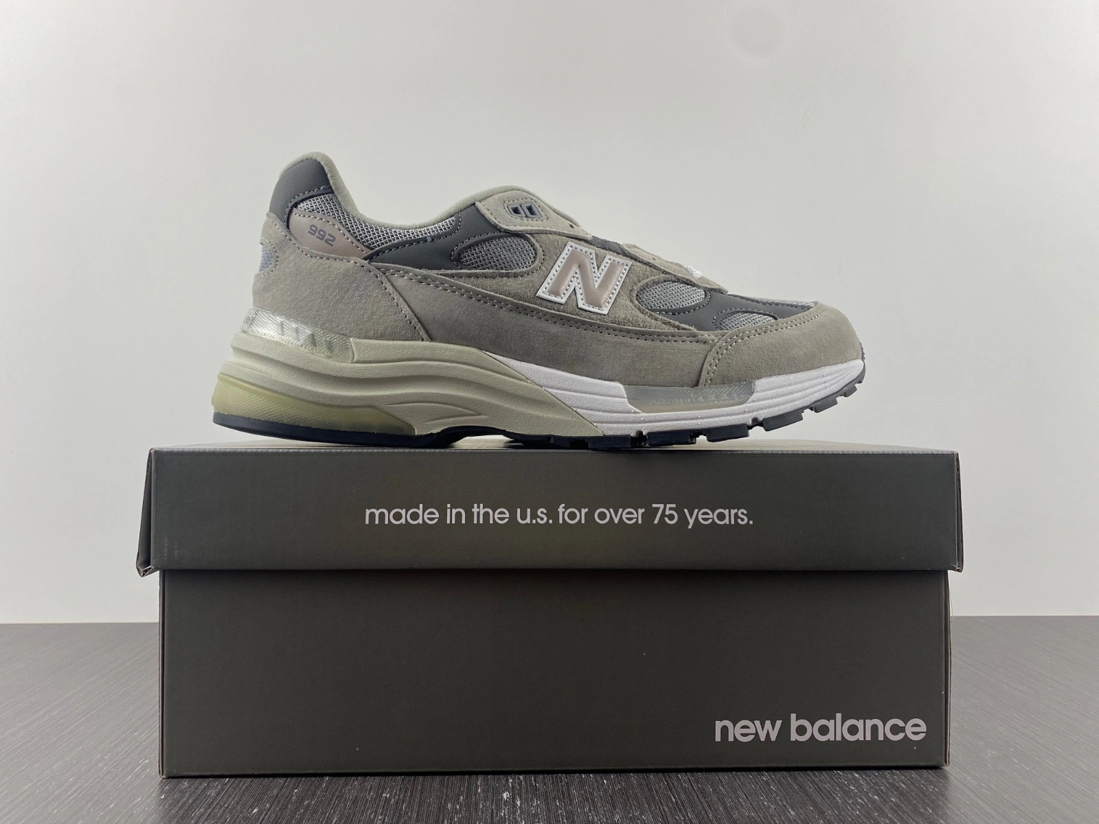 New Balance 992 Grey - M992GR